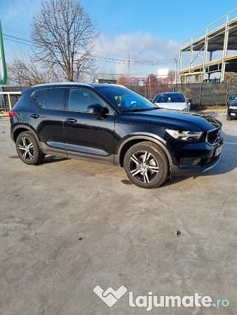 Negru Utilizat 2019 Volvo XC40 SUV | 22.755 EUR (Preț bun) - Imagine 1/4