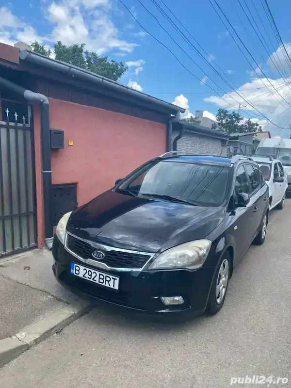 Negru Utilizat 2010 Kia Ceed Break | 4.150 EUR (Puțin scump) - Imagine 1/4