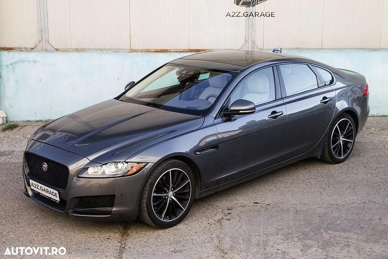 Culoaregri Utilizat 2017 Jaguar XF Prestige Berlinǎ | 19.900 EUR - Imagine 1/4