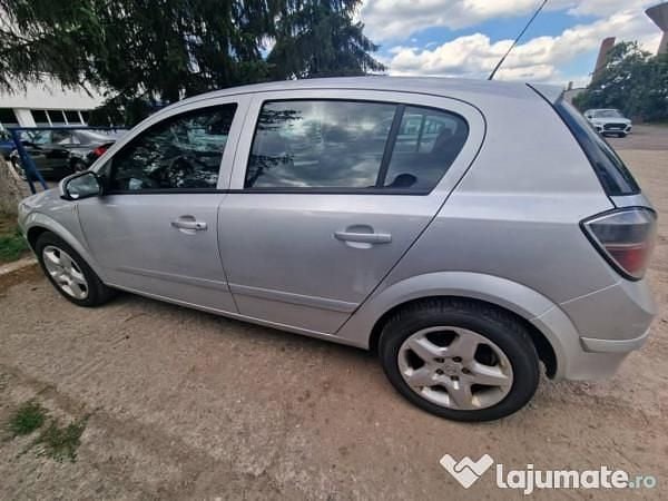 Utilizat 2008 Opel Astra Berlinǎ | 2.100 EUR (Preț OK) - Imagine 1/4