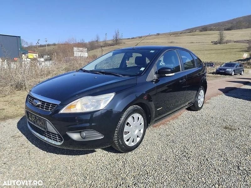 Second-hand Ford Focus Ambiente 90 CP (66 kW) 2009 Culoarenegru