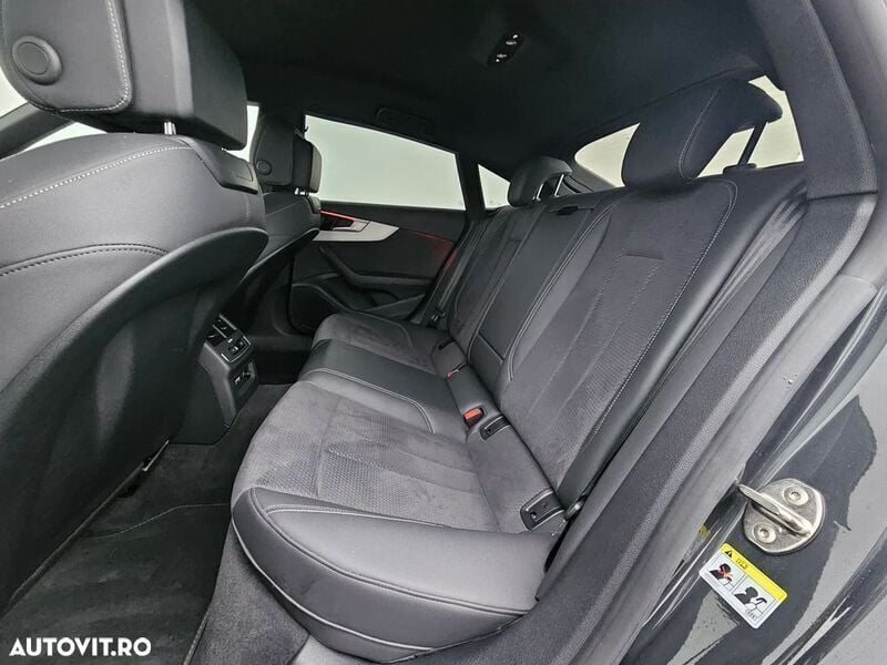 Second-hand Audi A5 Comfort 204 CP (150 kW) 2023 Gri Coupe