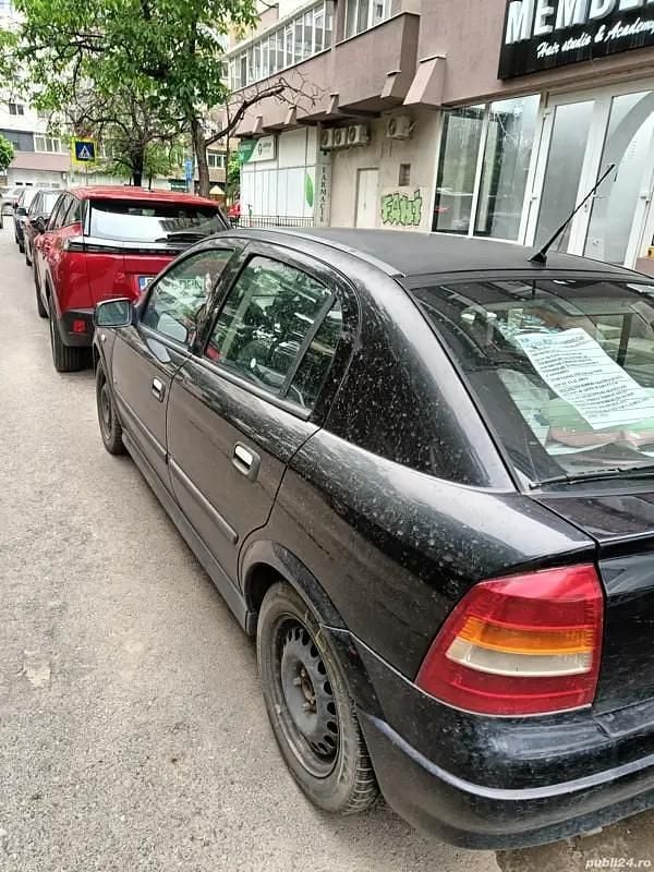 Utilizat 2006 Opel Astra Hatchback | 900 EUR (Super Preț) - Imagine 1/4