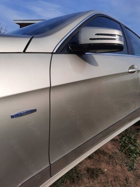 Second-hand Mercedes 220 180 CP (132 kW) 2011 Berlinǎ