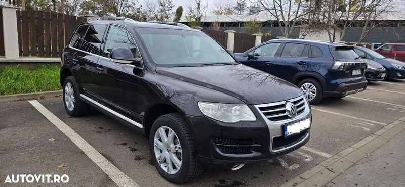 Negru Utilizat 2010 VW Touareg SUV | 6.500 EUR (Super Preț) - Imagine 1/4