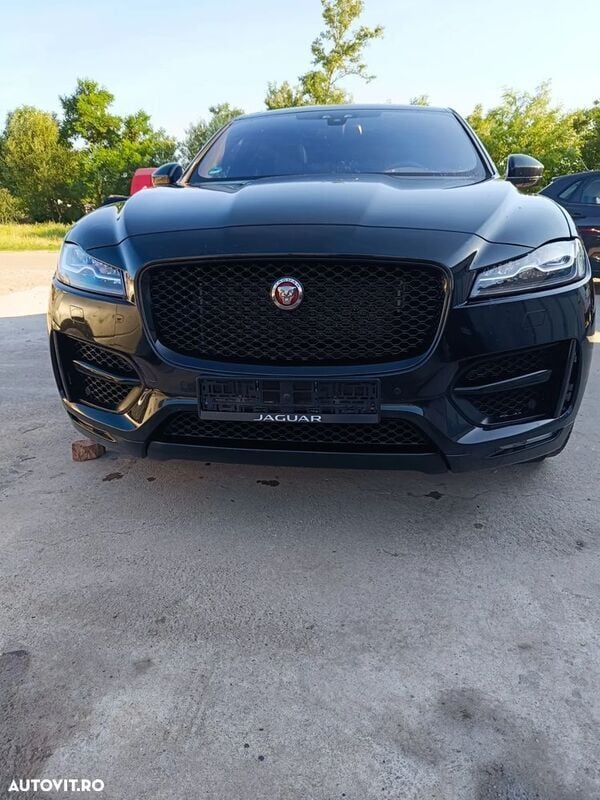 Negru Utilizat 2018 Jaguar F-Pace R-Sport SUV | 11.000 EUR - Imagine 1/4