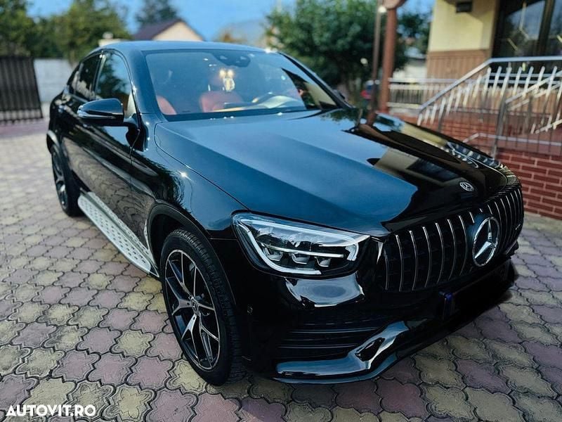 Culoarenegru Utilizat 2020 Mercedes GLC350 Coupe | 38.500 EUR (Puțin scump) - Imagine 1/4