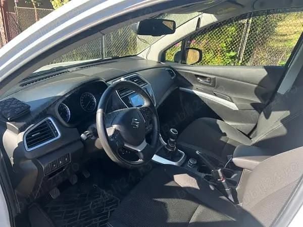 Utilizat 2019 Suzuki SX4 S-Cross SUV | 13.200 EUR - Imagine 1/4