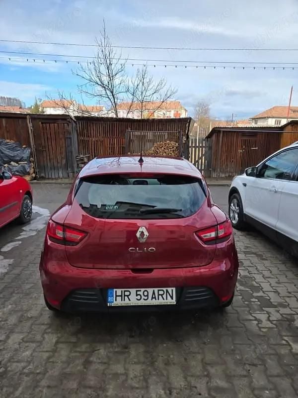 Second-hand Renault Clio IV 74 CP (54 kW) 2017 Hatchback