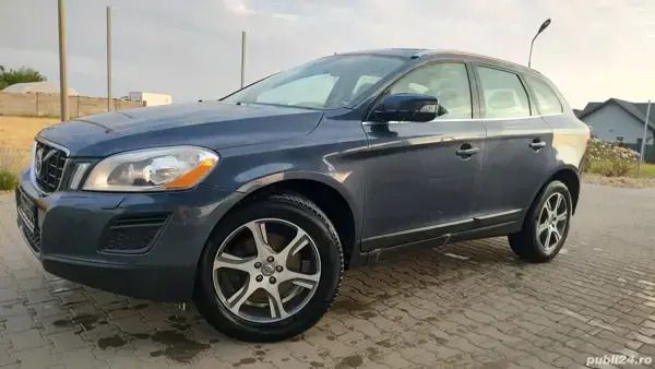 Gri Utilizat 2012 Volvo XC60 SUV | 9.999 EUR - Imagine 1/4