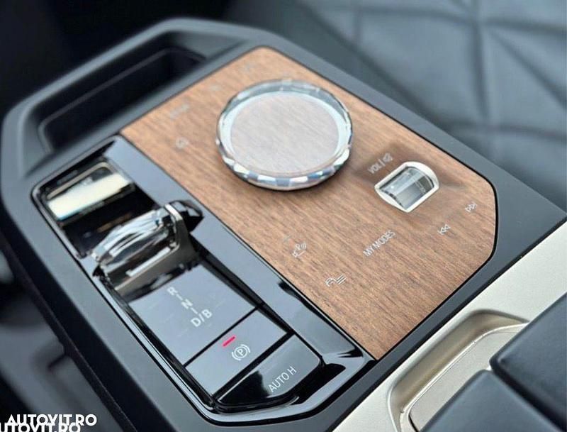 Second-hand BMW iX Comfort Edition 239 kW (326 CP) 2022 Culoaregri SUV