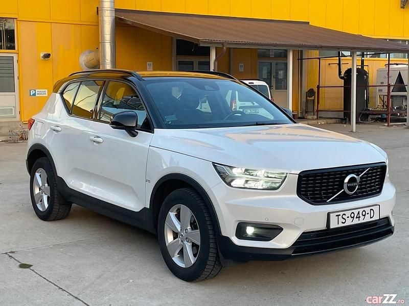 Alb Utilizat 2019 Volvo XC40 R-Design SUV | 17.800 EUR (Preț bun) - Imagine 1/4