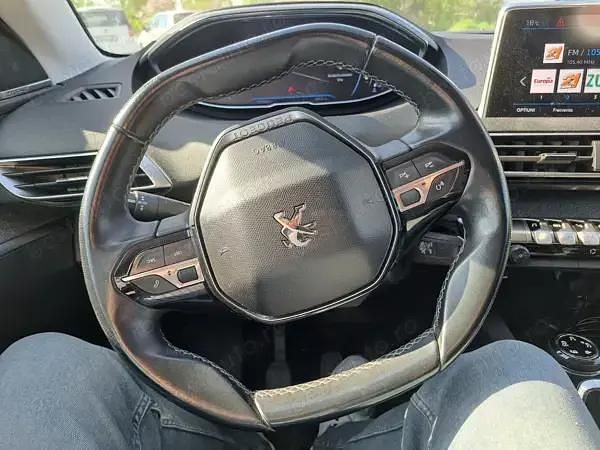 Second-hand Peugeot 5008 130 CP (95 kW) 2018 Monovolum