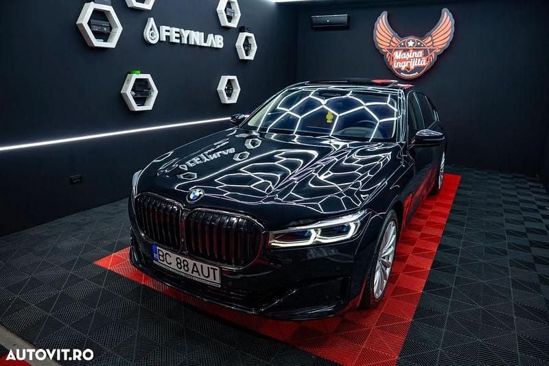 Second-hand BMW 740 Comfort Edition 340 CP (250 kW) 2023 Culoarenegru Berlinǎ