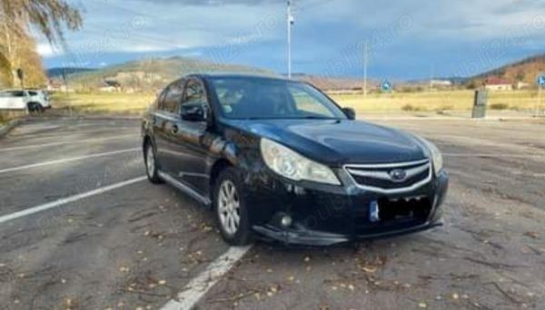 Utilizat 2012 Subaru Legacy Berlinǎ | 5.900 EUR - Imagine 1/4