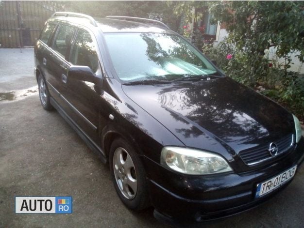 Second-hand Opel Astra 74 CP (54 kW) 2002 Negru Break