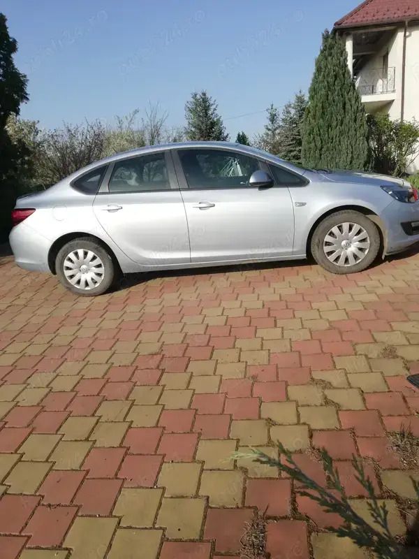 Utilizat 2016 Opel Astra Hatchback | 7.500 EUR (Preț OK) - Imagine 1/4