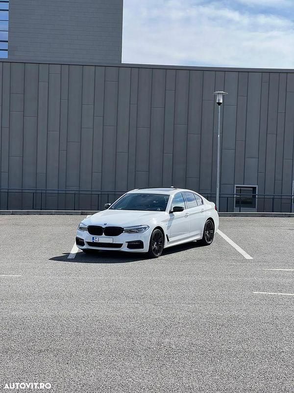 Culoarealb Utilizat 2018 BMW 540 Comfort Edition Berlinǎ | 30.000 EUR (Preț bun) - Imagine 1/4
