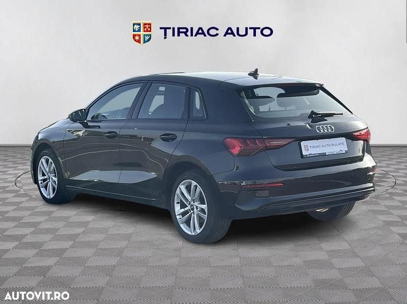 Second-hand Audi A3 110 CP (80 kW) 2022 Culoarenegru Hatchback