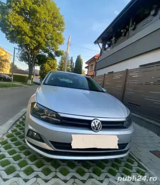 Argintiu Utilizat 2019 VW Polo Hatchback | 7.950 EUR (Preț bun) - Imagine 1/4