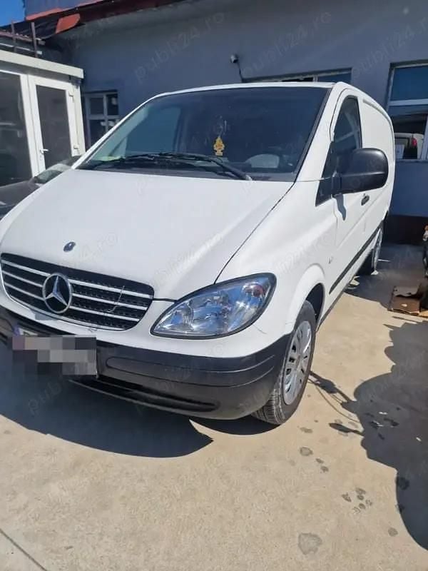 Utilizat 2006 Mercedes Vito Monovolum | 3.800 EUR (Super Preț) - Imagine 1/4