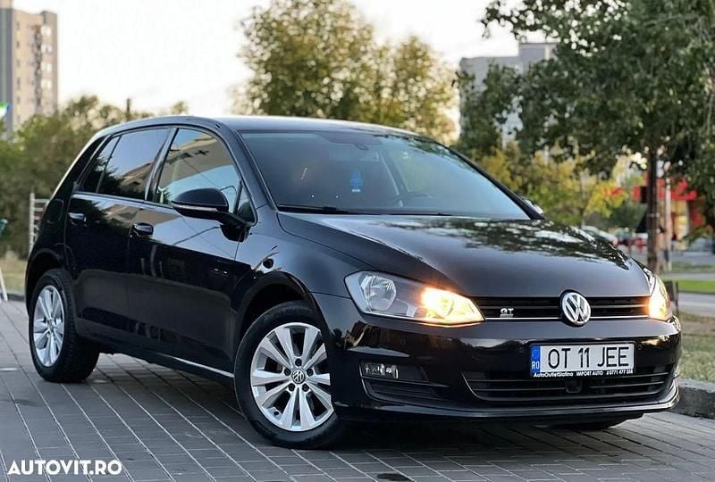 Culoarenegru Utilizat 2013 VW Golf VII Comfortline Hatchback | 6.690 EUR (Preț bun) - Imagine 1/4