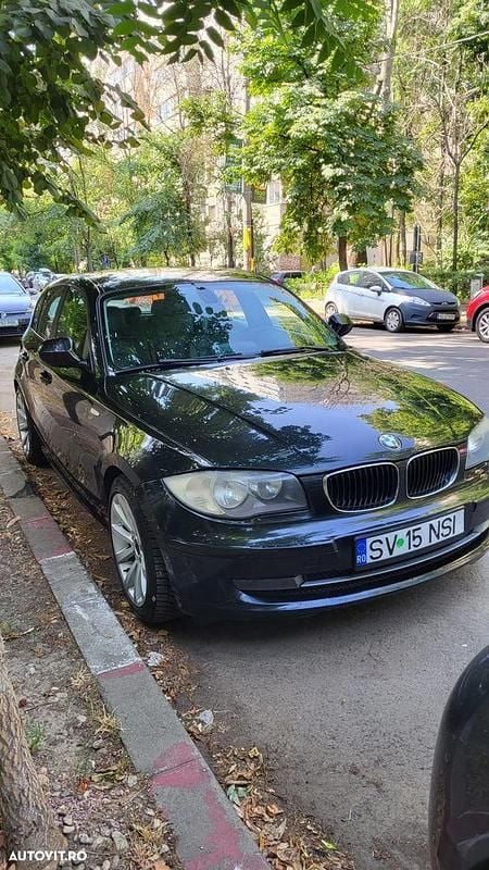 Negru Utilizat 2010 BMW 118 Hatchback | 4.200 EUR (Preț OK) - Imagine 1/4