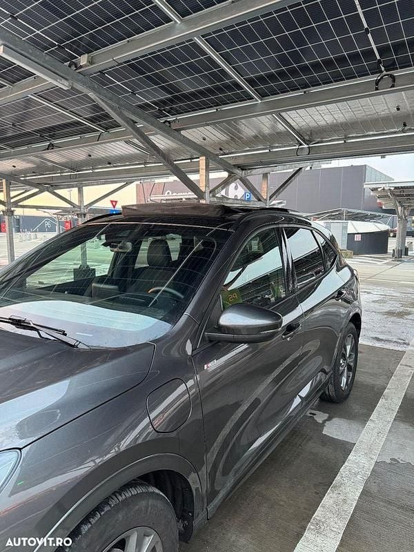 Second-hand Ford Kuga 152 CP (111 kW) 2023 Culoaregri SUV