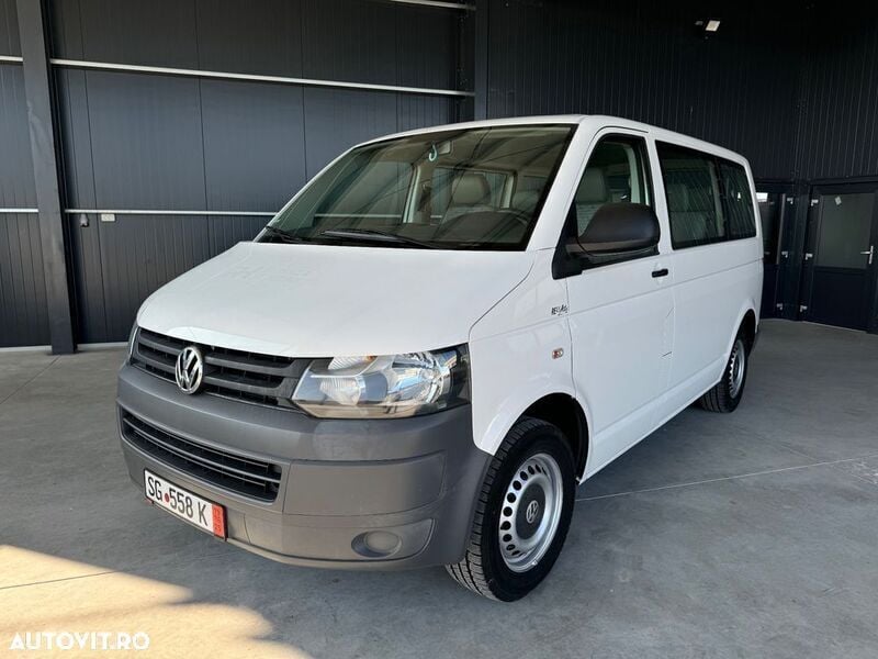 Alb Utilizat 2012 VW T5 Van | 10.900 EUR (Scump) - Imagine 1/4