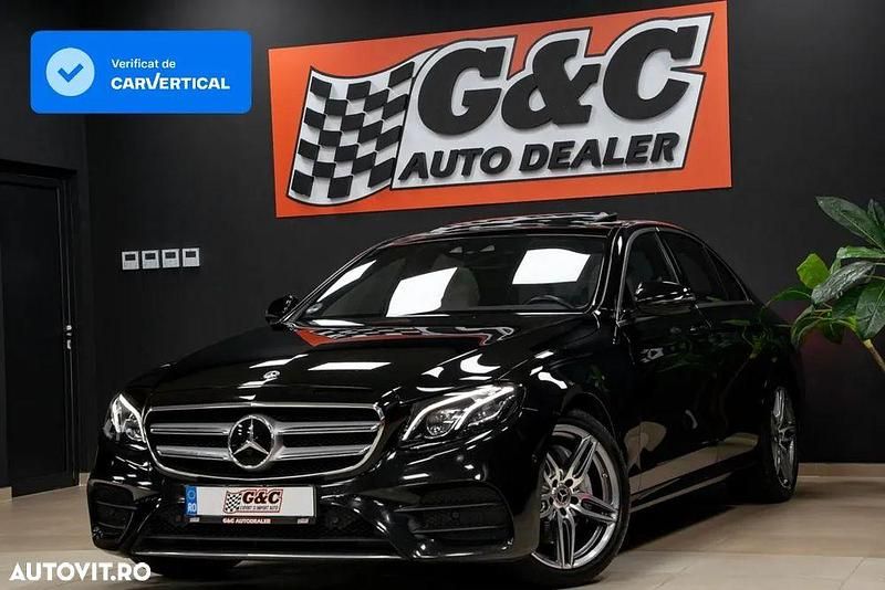 Culoarenegru Utilizat 2018 Mercedes E220 AMG line Berlinǎ | 27.900 EUR (Scump) - Imagine 1/4