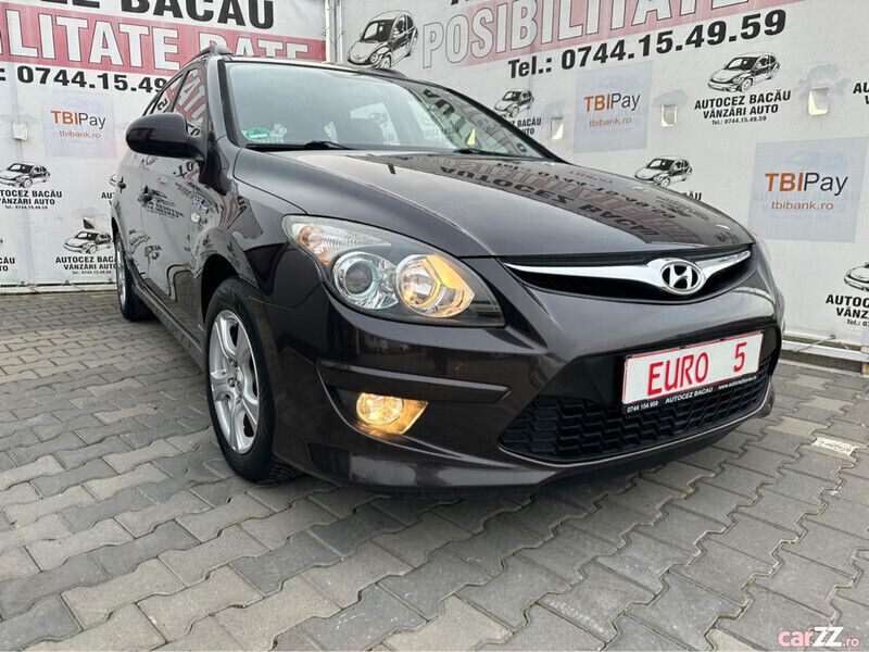 Alte culori Utilizat 2011 Hyundai i30 Break | 6.550 EUR - Imagine 1/4