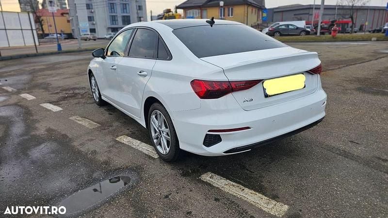 Second-hand Audi A3 Design 150 CP (110 kW) 2020 Culoarealb Berlinǎ