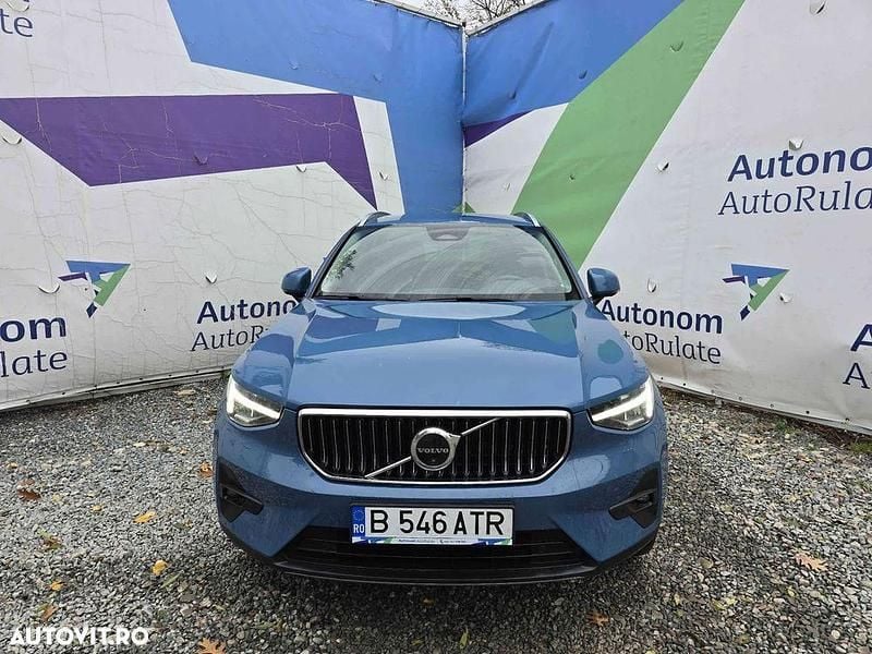 Culoarealbastru Utilizat 2023 Volvo XC40 SUV | 31.250 EUR - Imagine 1/4