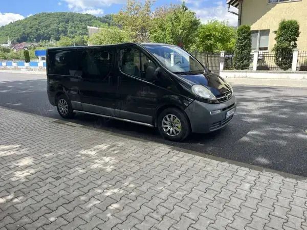 Utilizat 2005 Opel Vivaro Van | 5.200 EUR (Puțin scump) - Imagine 1/4
