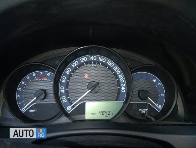 Second-hand Toyota Auris 99 CP (72 kW) 2015 Visiniu Hatchback