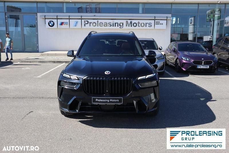 Second-hand BMW X7 Comfort Edition 340 CP (250 kW) 2023 Culoarenegru SUV