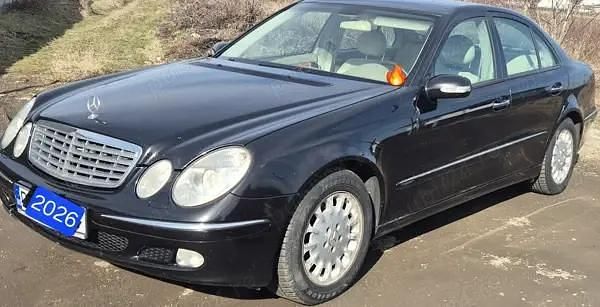 Second-hand Mercedes E200 150 CP (110 kW) 2003 Berlinǎ