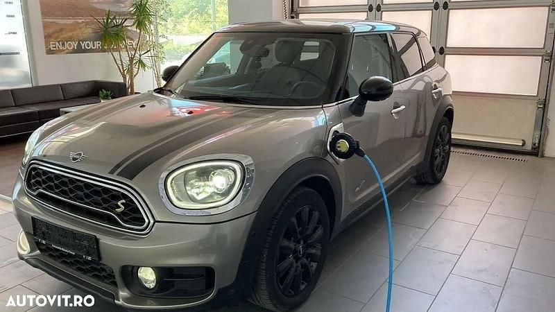 Culoaregri Second-hand 2019 Mini Cooper S Hatchback | 18.990 EUR - Imagine 1/4