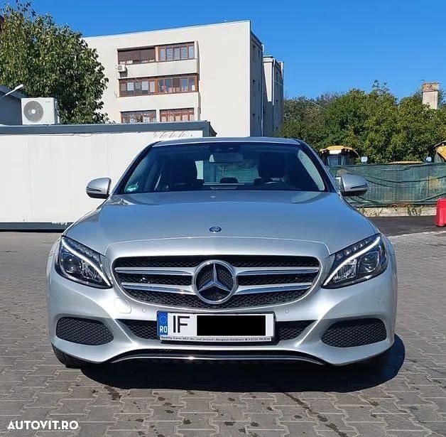 Argint Utilizat 2016 Mercedes C180 Avantgarde Berlinǎ | 18.900 EUR (Puțin scump) - Imagine 1/4