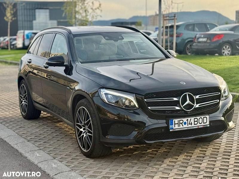 Culoarenegru Utilizat 2017 Mercedes GLC350 SUV | 28.700 EUR - Imagine 1/4
