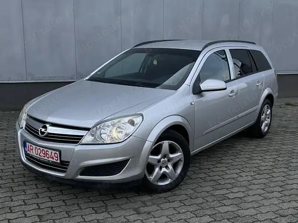 Argintiu Utilizat 2008 Opel Astra Break | 1.750 EUR (Preț OK) - Imagine 1/4