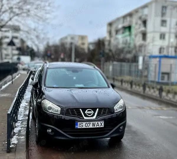 Second-hand Nissan Qashqai +2 Visia 110 CP (80 kW) 2011 Negru SUV