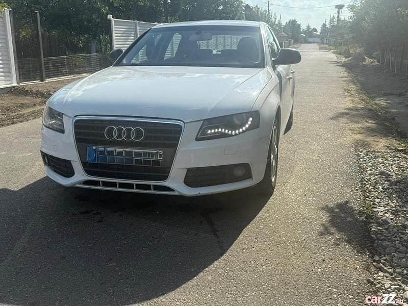 Utilizat 2009 Audi A4 Berlinǎ | 3.900 EUR (Preț bun) - Imagine 1/4