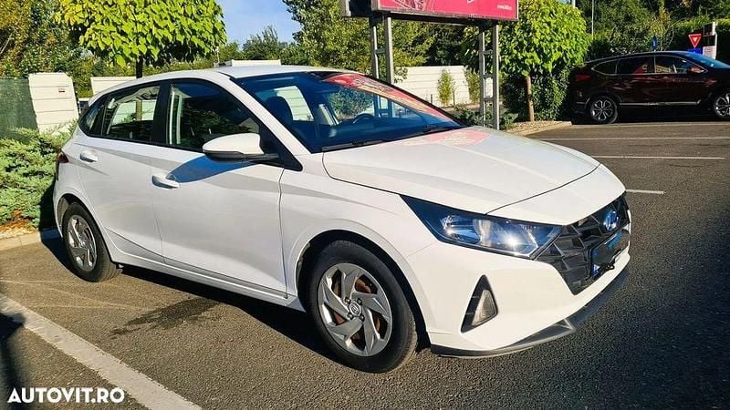Culoarealb Utilizat 2021 Hyundai i20 Comfort | 11.900 EUR (Preț OK) - Imagine 1/4