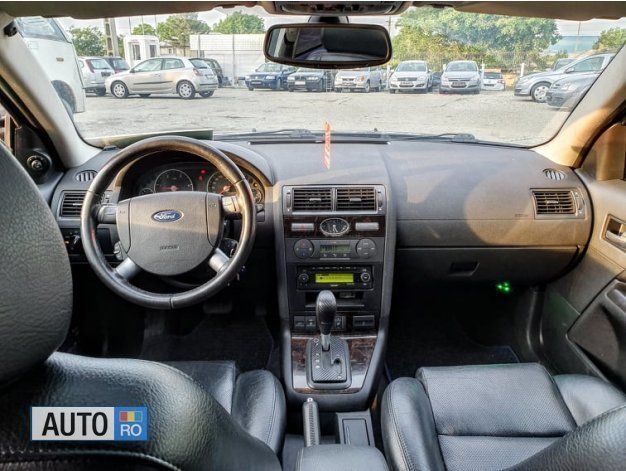 Second-hand Ford Mondeo 130 CP (95 kW) 2005 Albastru Break