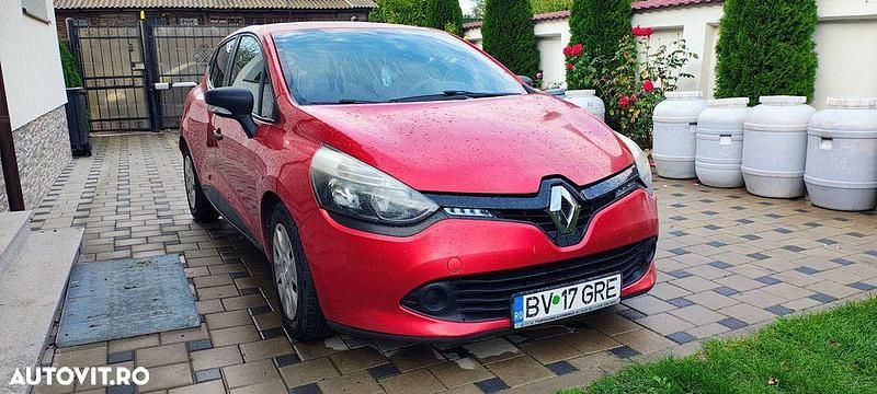 Culoarerosu Utilizat 2015 Renault Clio IV Expression Hatchback | 5.299 EUR (Preț OK) - Imagine 1/4