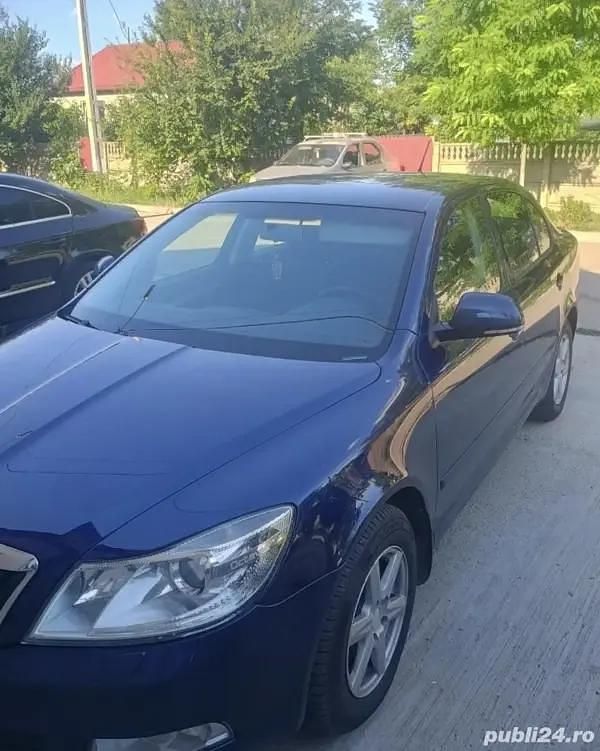 Albastru Utilizat 2011 Skoda Octavia Berlinǎ | 3.600 EUR (Super Preț) - Imagine 1/4