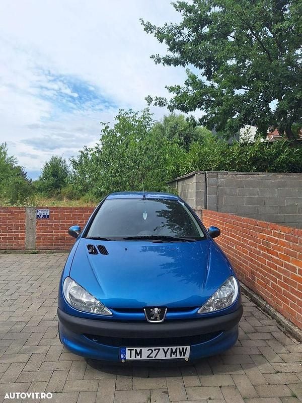Albastru Utilizat 2005 Peugeot 206 | 1.700 EUR (Preț OK) - Imagine 1/4