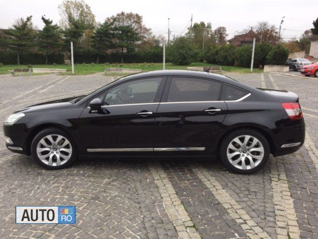 Negru Utilizat 2011 Citroën C5 Berlinǎ | 8.900 EUR (Scump) - Imagine 1/4