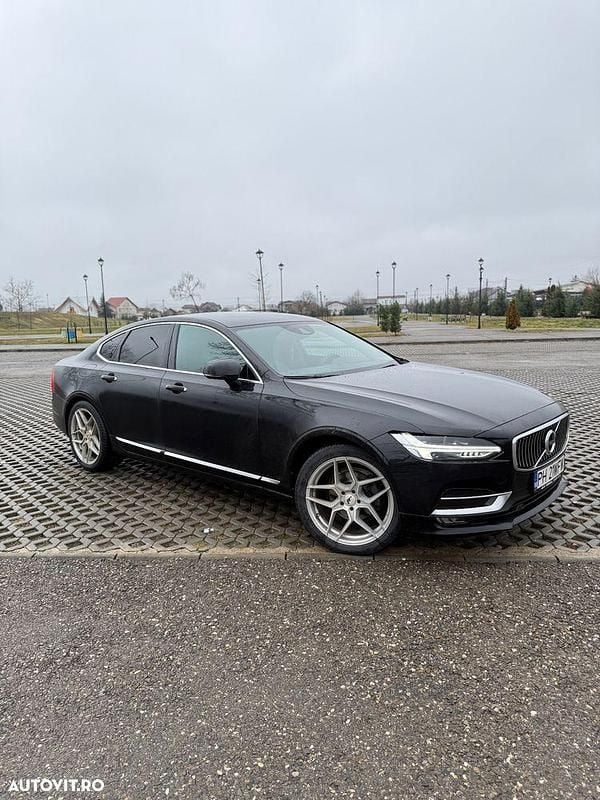 Culoarenegru Second-hand 2017 Volvo S90 Inscription Berlinǎ | 16.800 EUR (Preț OK) - Imagine 1/4